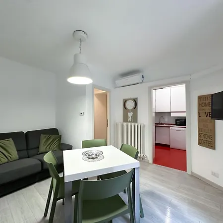Paloma Center Town Apartman *