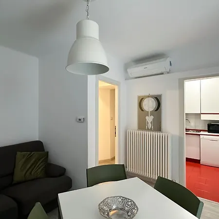 Paloma Center Town Apartman